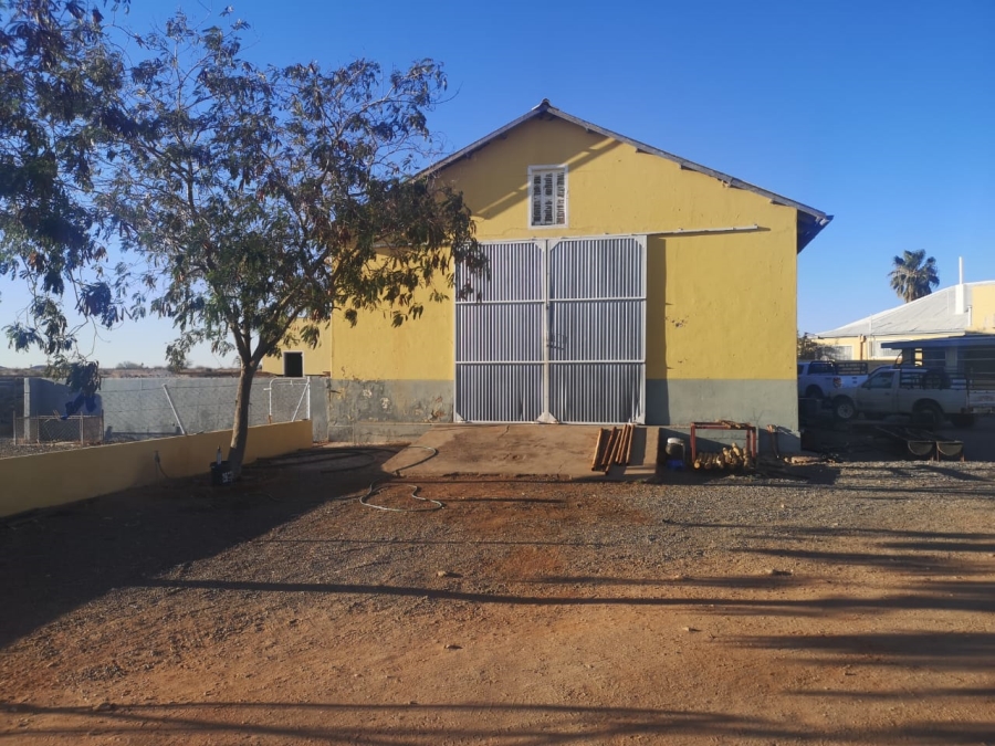 4 Bedroom Property for Sale in Upington Rural Northern Cape